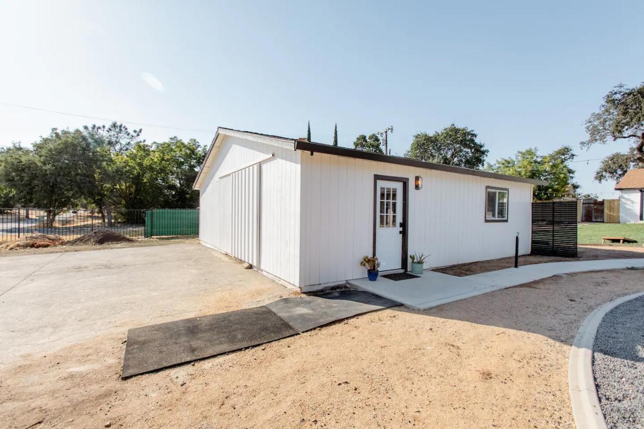 Beautiful Spacious Guest Home Роузвил Екстериор снимка